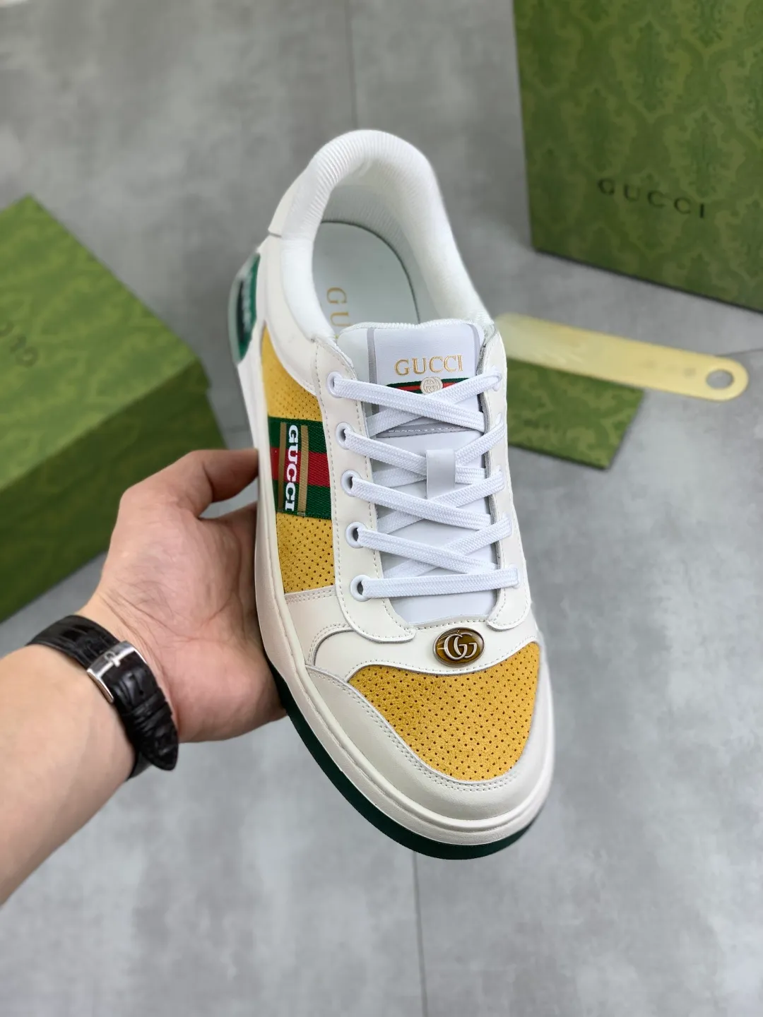 Men's shoes 💰P420💰 [New model] (GUCCI) official website's latest 🎁🎁casual and fashionable men's shoes 👟, hot style 💥 style is simple and elegant, exclusive for trendy men. Unique official website's latest brand double G elements 👑Original Gucci decoration, fashionable and generous, the fabric is original frosted calfskin ✅Fully imported first-layer pigskin lining, the official website specifies wear-resistant, lightweight original rubber casual outsole, the classic model is taken in kind at the counter🎬38-44 (45 46 customized) 3️⃣ colors available